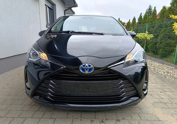 Toyota Yaris cena 58500 przebieg: 99000, rok produkcji 2018 z Raciąż małe 232